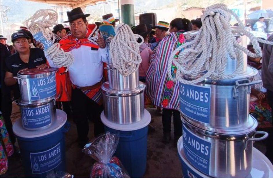 Oficina Uripa. La Cooperativa Los Andes tuvo el honor de llevar a cabo la entrega de premios durante el tercer día de las emocionantes festividades taurinas en el distinguido distrito de Urip