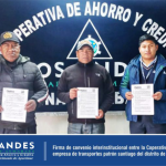 OF. Chalhuahuacho. Se realizó la firma de convenio de cooperación interinstitucional entre la empresa de transportes patrón santiago y la Cooperativa Los Andes de la provincia de Cotabambas.