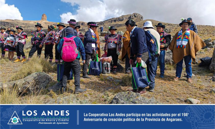 OF Secclla. En la revalorización ancestral de nuestras costumbres andinas, la Cooperativa Los Andes participó de la caminata turística y pago a la Pachamama en el majestuoso “Apu Tambraico”