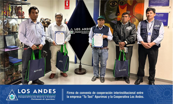 Firma de convenio de cooperación interinstitucional entre la empresa “Tu Taxi” Apurímac y la Cooperativa Los Andes.