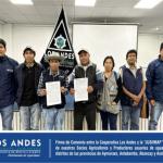 Firma de Convenio entre la Cooperativa Los Andes y la Junta de Usuarios del Sector Hidráulico Medio Apurímac Pachachaca “JUSHMAP”.