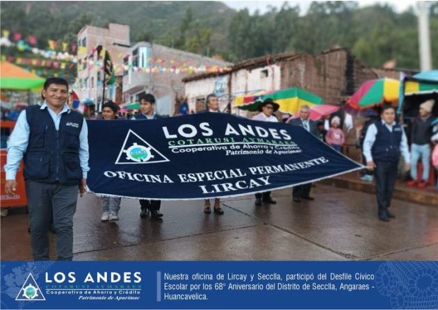 ANIVERSARIO: Nuestra oficina de Lircay y Secclla, participó del Desfile Cívico Escolar por los 68° Aniversario del Distrito de Secclla.